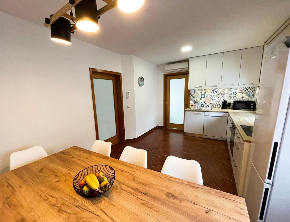 House 9 Guimaraes Villa Luaran gambar